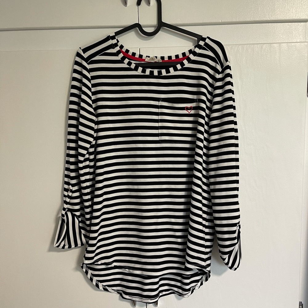 Long sleeve striped shirt